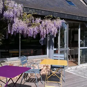 https://hotel-lodge-la-valette.inbrittany.com